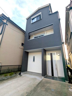 【外観】 | ■420万円値下げしました　■茨木市西河原一丁目　■駅近戸建 | ■２WAYアクセス
■JR東海道本線「総持寺駅」 徒歩約3分
阪急京都線「総持寺」駅より徒歩約14分の好立地