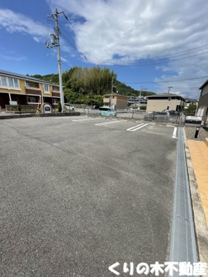 【駐車場】 | フェリーチェⅡ | カースペースがあります