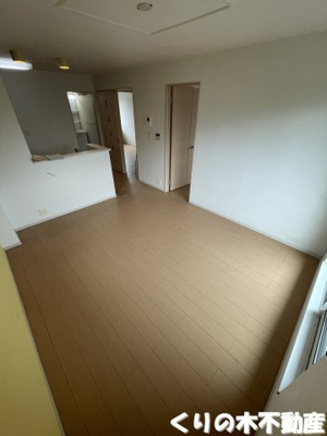 【居間・リビング】 | フェリーチェⅡ | 使いやすい居間です