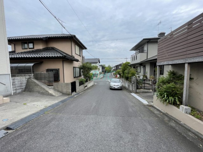 【前面道路含む現地写真】 | 仰木の里東５丁目