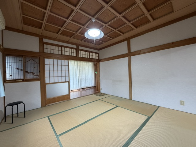 都城市山之口町富吉の中古一戸建の和室