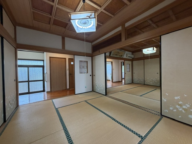 都城市山之口町富吉の中古一戸建の和室