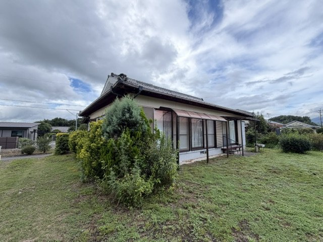 都城市山之口町富吉の中古一戸建の庭