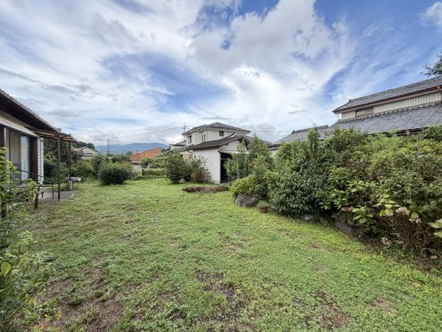 都城市山之口町富吉の中古一戸建の庭