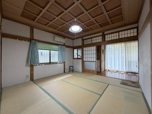 都城市山之口町富吉の中古一戸建の和室
