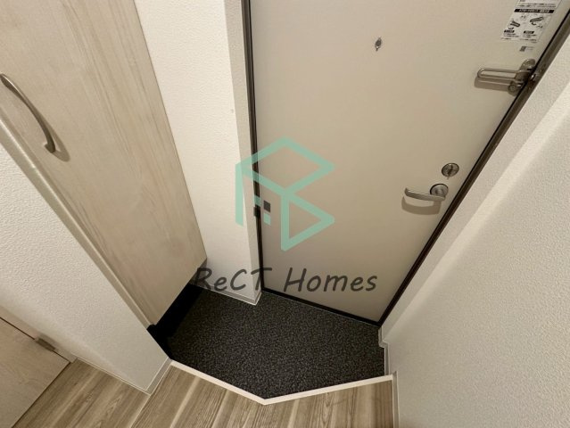 ジーメゾン飾磨恵美酒の玄関