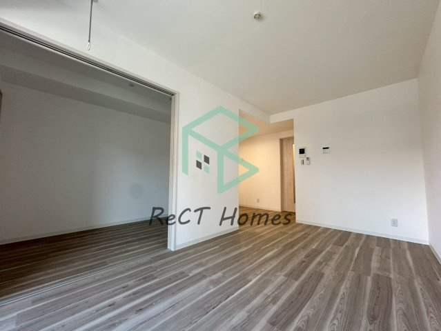 ジーメゾン飾磨恵美酒の居間・リビング