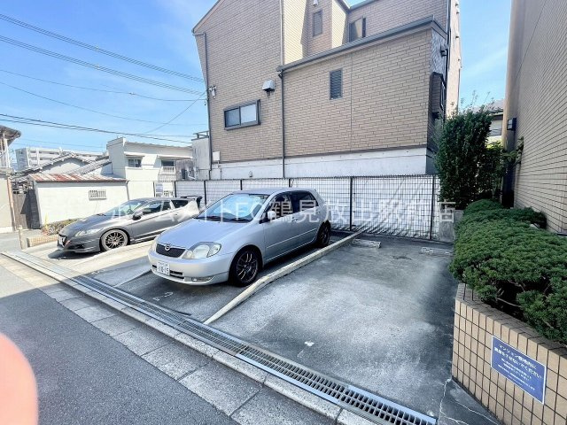 セピアコートの駐車場