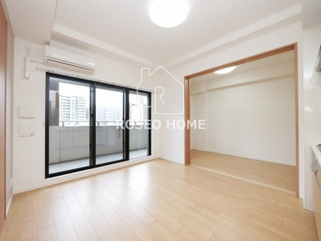 セイワパレス玉造駅前の居間・リビング