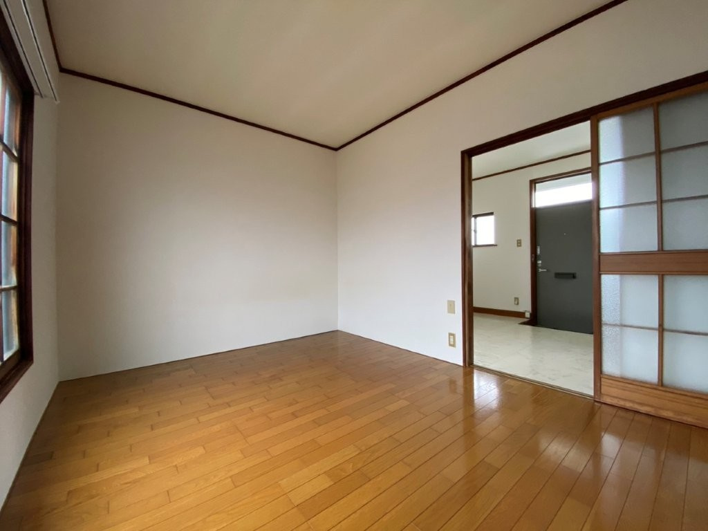 コーポ佐々木の洋室