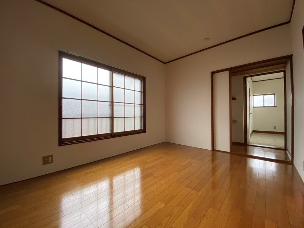 コーポ佐々木の洋室