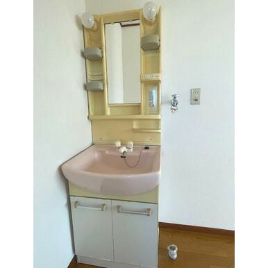 ｃａｌｍｅ光の森の独立洗面台