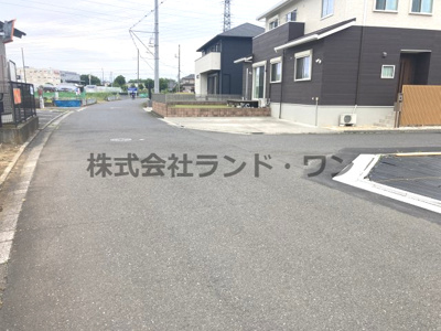 【前面道路含む現地写真】 | 所沢市上新井2丁目　全7区画　1区画