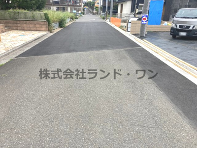 【前面道路含む現地写真】 | 所沢市上新井2丁目　全7区画　1区画