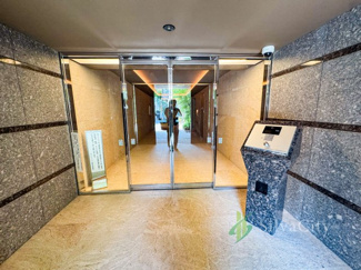 【エントランス】 | ロイヤルシーズン南麻布