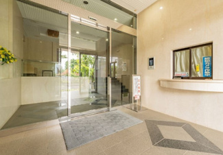 【エントランス】 | 「東中野」駅徒歩７分！平成７年築・オートロック付きマンション、プロスペアー東中野は即日現地案内可能となっておりますので、お気軽にお問い合わせください！