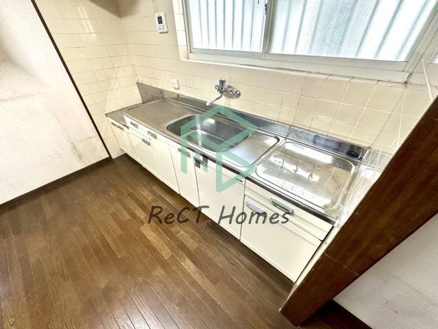 姫路市御立中二丁目中古戸建のキッチン