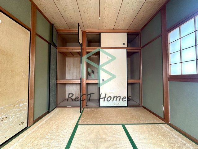 姫路市御立中二丁目中古戸建の和室