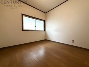 坂上アパートの居間