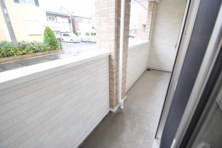 隼のバルコニー|南向きのバルコニーです