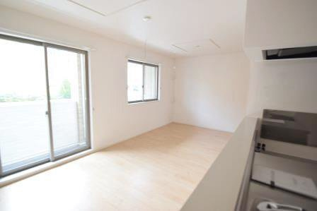 隼の居間・リビング|室内物干しもあります