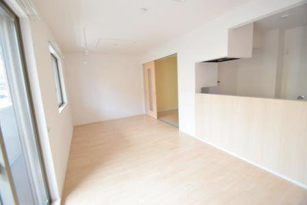 隼のその他|人気のカウンターキッチンです