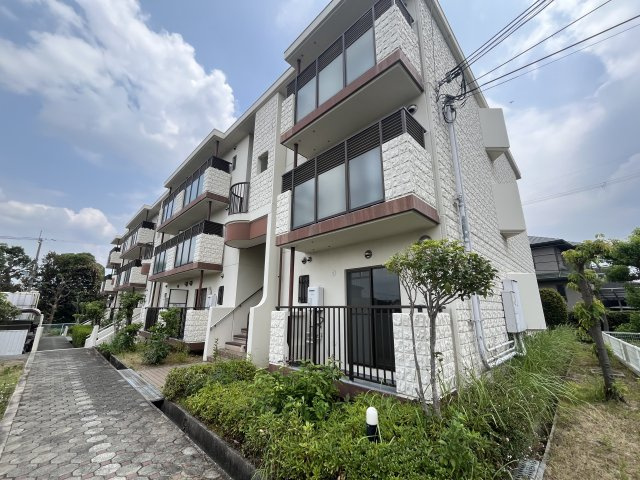 ファミールぴあ狭山の外観