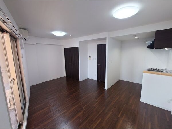 プラウランド名駅の内装