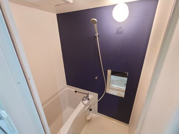 プラウランド名駅の浴室