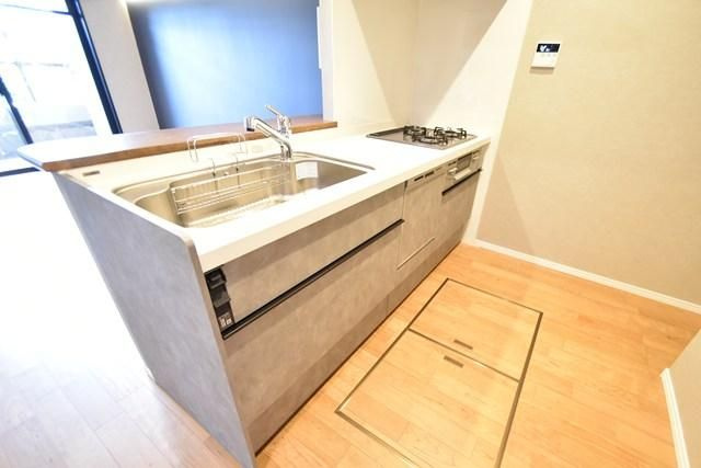 府中市是政５丁目の中古マンションのキッチン