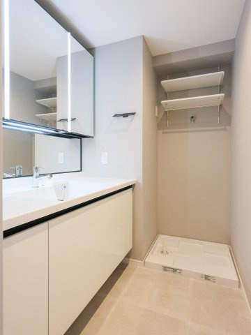 It’s東京フォーサイトスクエアの独立洗面台