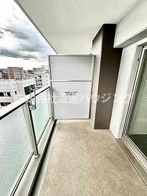 ライブガーデン江坂Ⅷのバルコニー