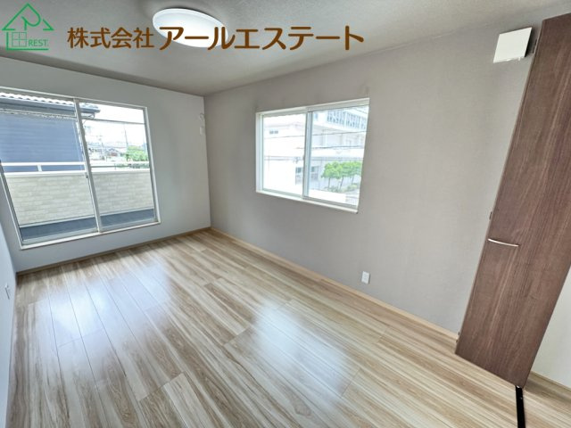 高砂市梅井2丁目　　山陽電鉄「山陽曽根駅」徒歩10分の寝室