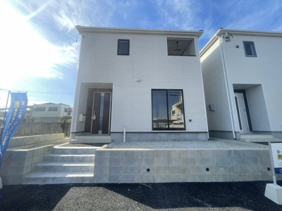 【外観】 | うるま市石川東山本町　第5（全2棟）ラスト1号棟 | 1号棟　お庭付き♪