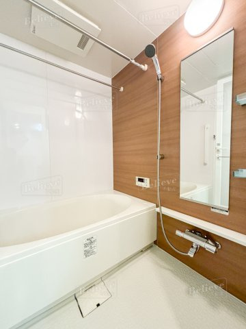 アルファスマート西国分の浴室|追い焚き・浴室乾燥機付きのお風呂です♪