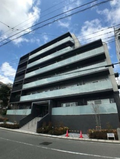 【外観】 | 鉄筋コンクリート造のがっちりとした建物。