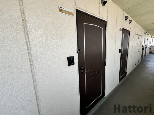 シャンヴェルジェ豊中Ⅰの玄関