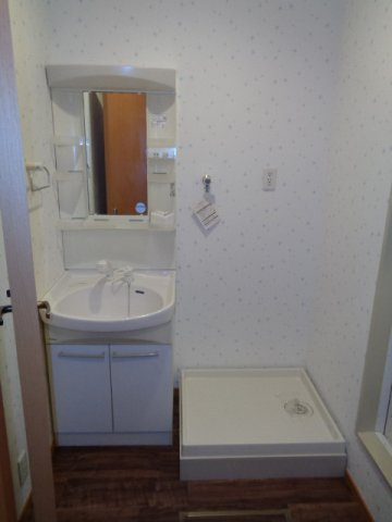 アイヴォリーの洗面所