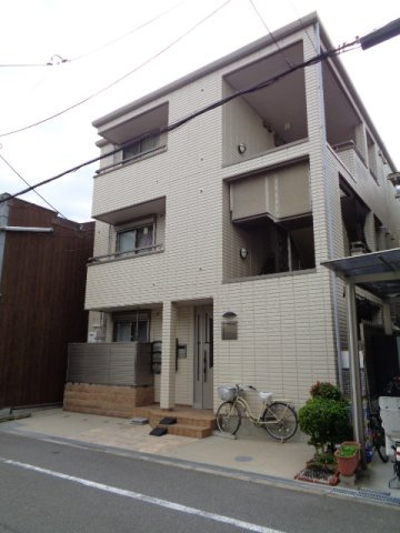 アイヴォリーの外観