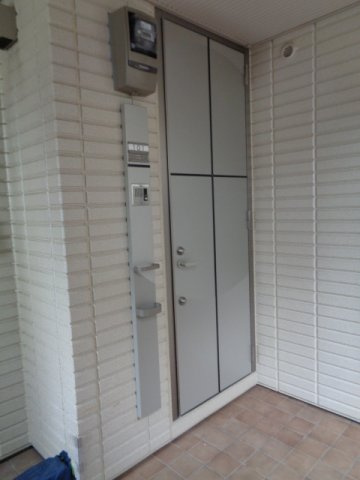 アイヴォリーの玄関