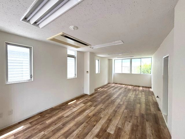 パンプアップ第2ビルの内装