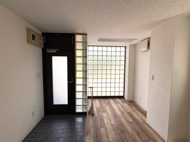 パンプアップ第2ビルの内装