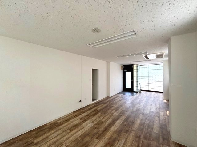 パンプアップ第2ビルの内装