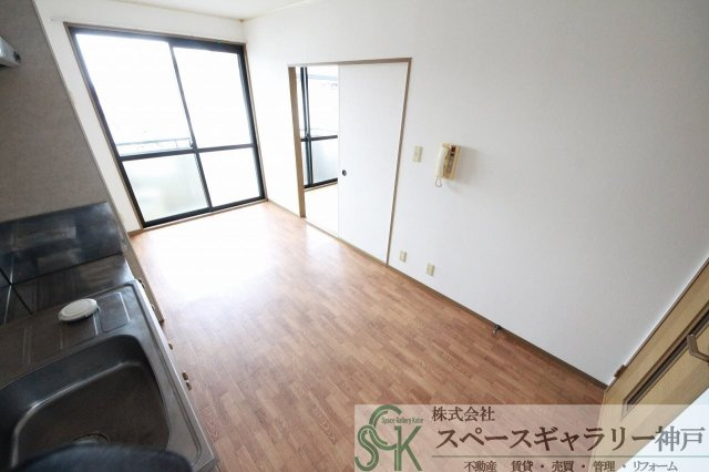 エクセルハイツ桃山の居間・リビング|※お部屋により仕様が異なる場合があります。
