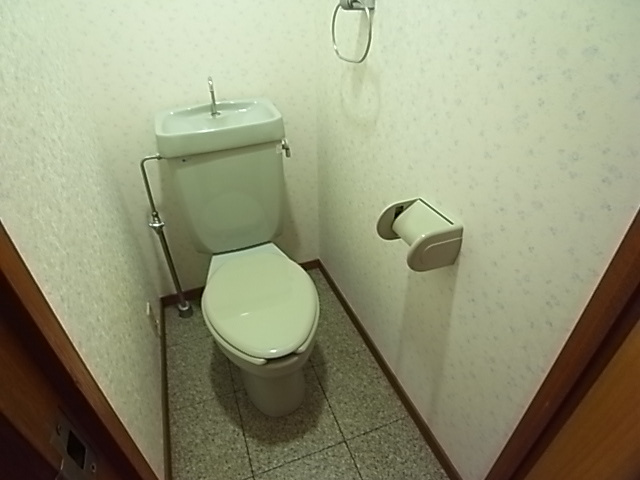 シェルハウスのトイレ