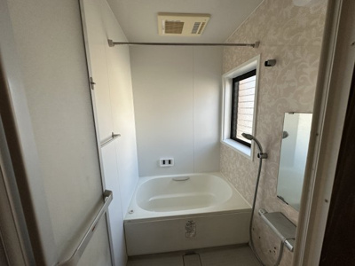 【浴室】 | 蓑原町 900万円 4DK