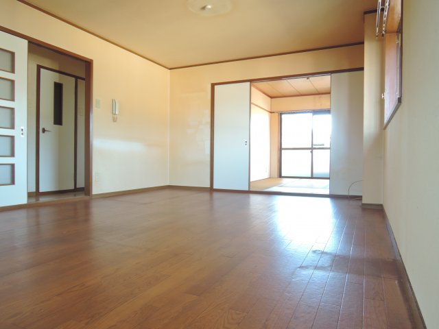 ハイツニシタニの内装