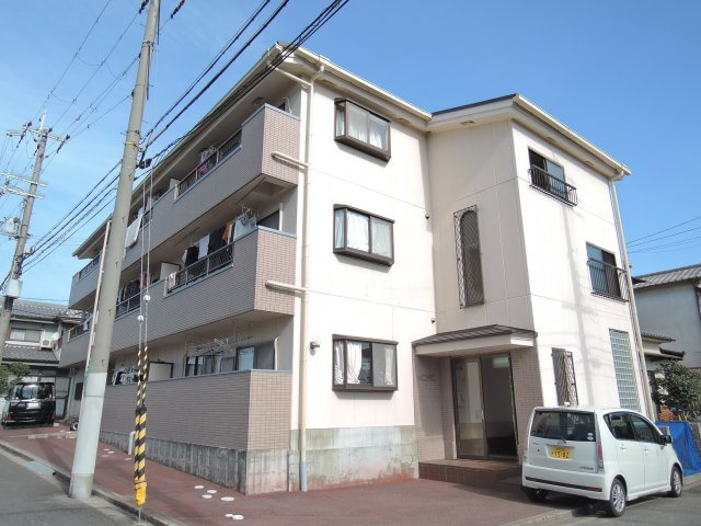 ハイツニシタニの外観