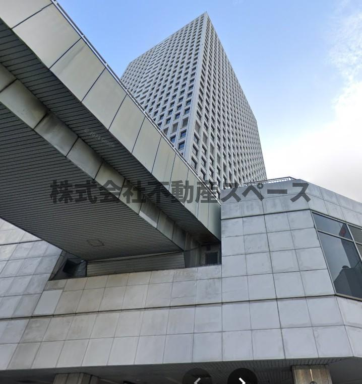 大阪市北区梅田１丁目の店舗一部の外観