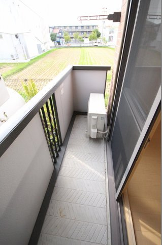 フローラ山の下のバルコニー